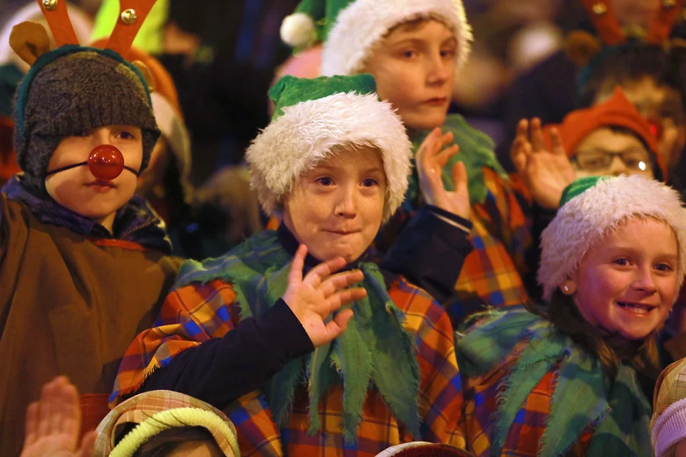 Christmas in Killarney Parade Elves